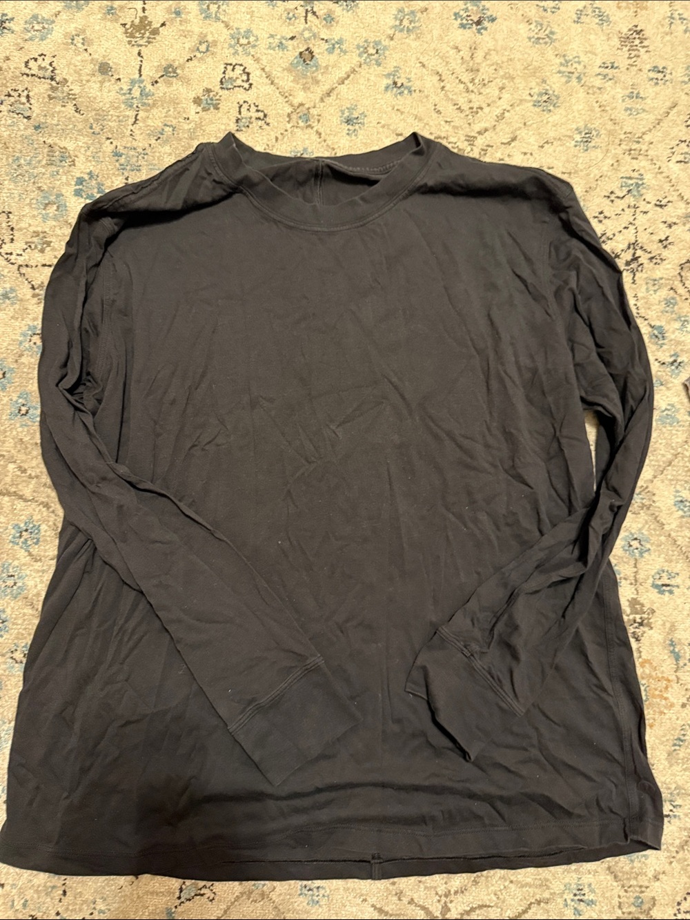 Lululemon Black Long-Sleeve Crewneck Shirt